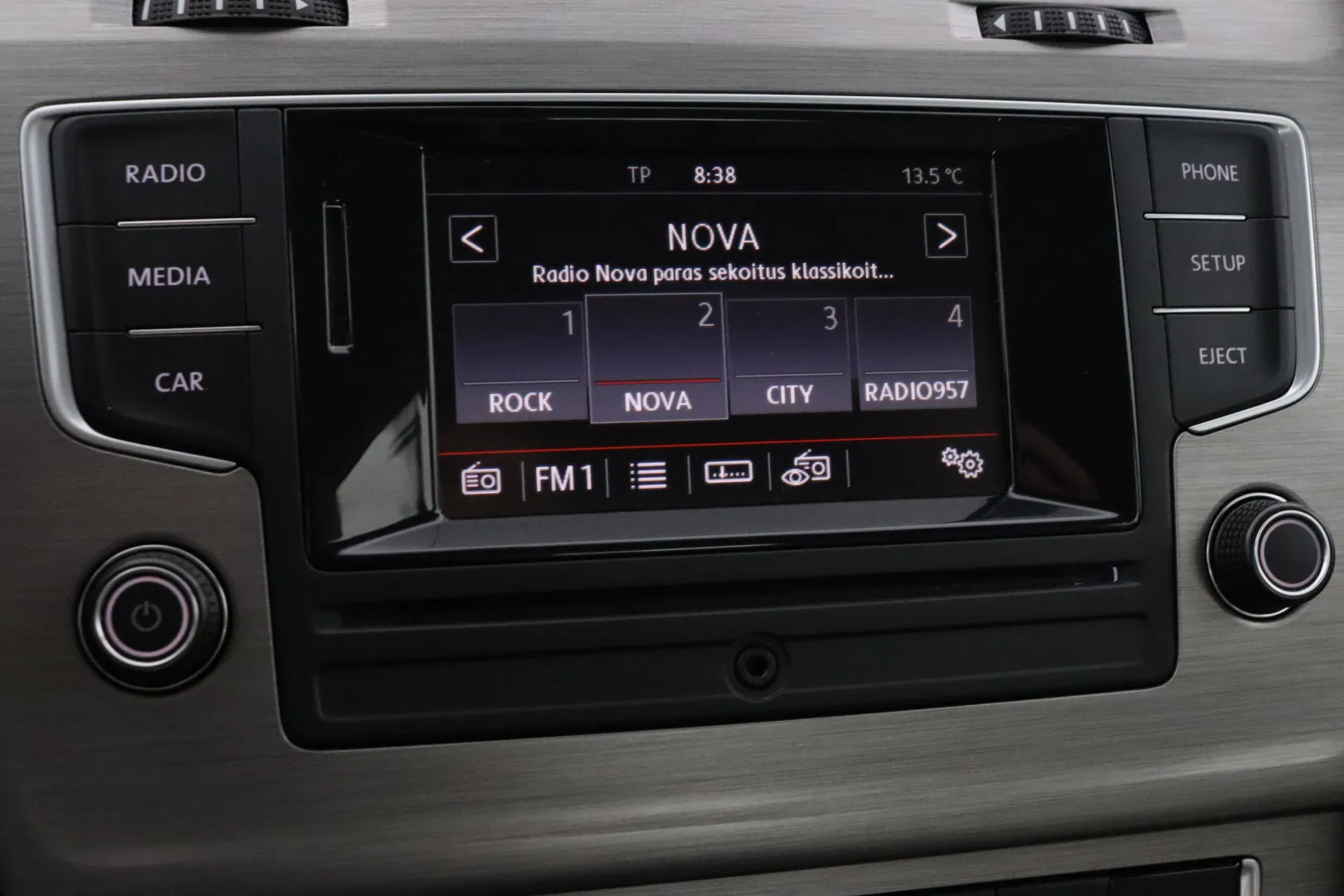 VOLKSWAGEN Golf XNP-899 carousel image