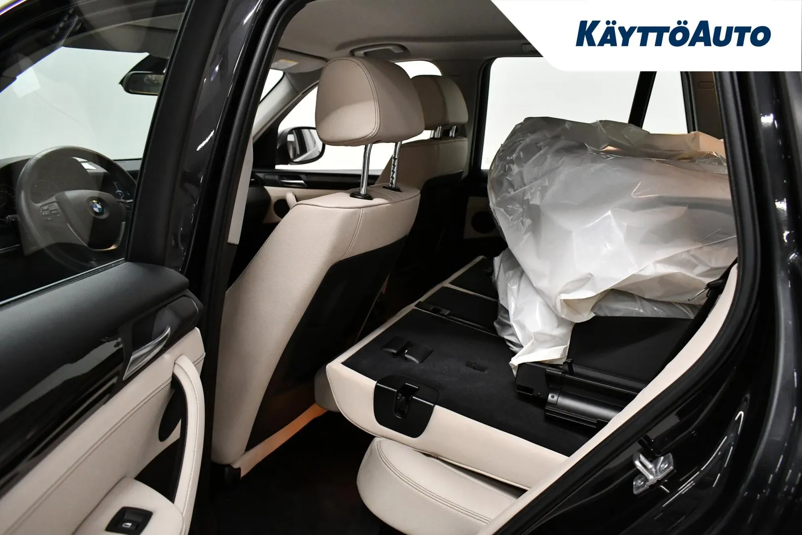 BMW X3 LZX-217 carousel image