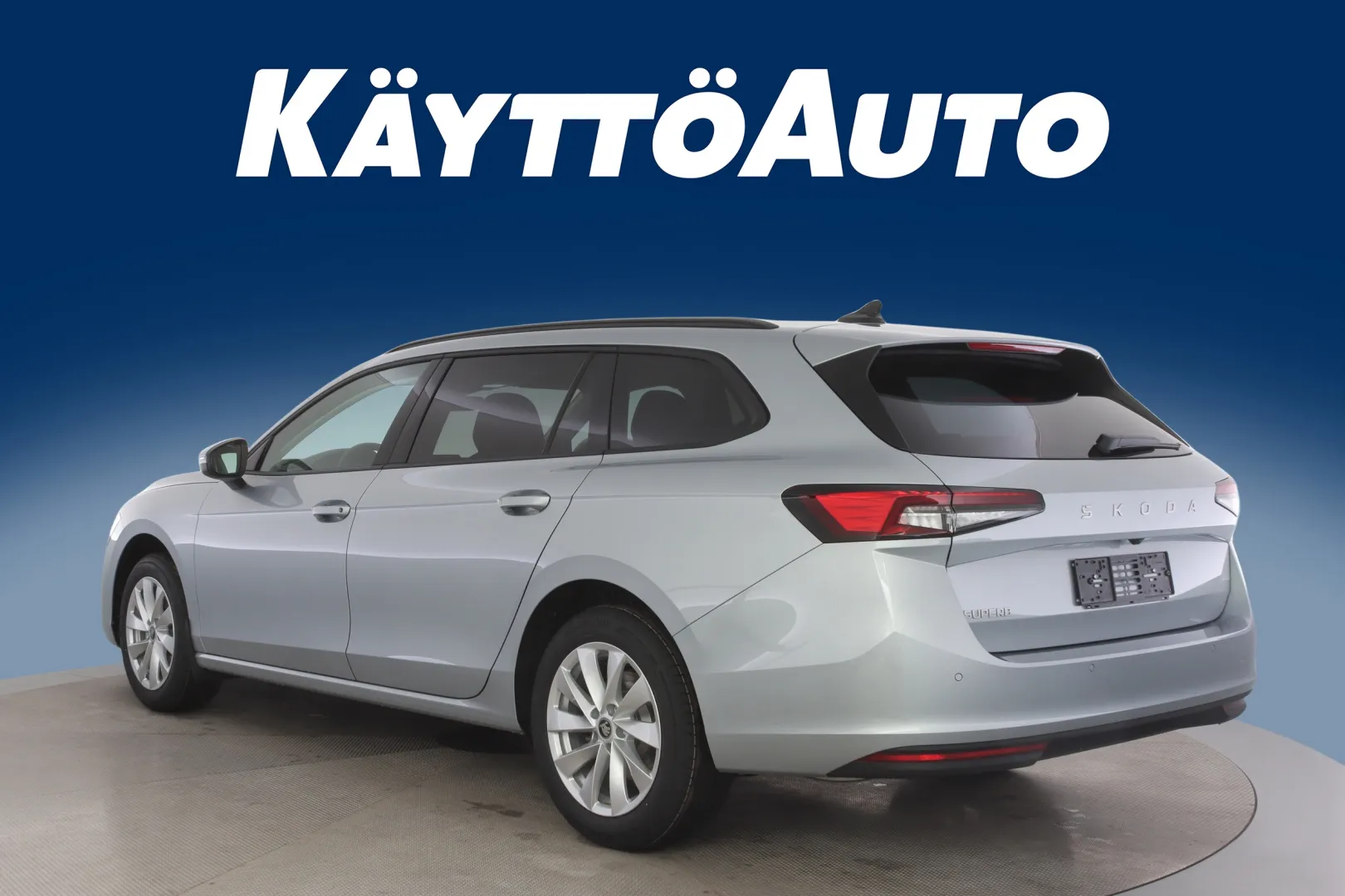 Skoda Superb NOI-465 carousel image