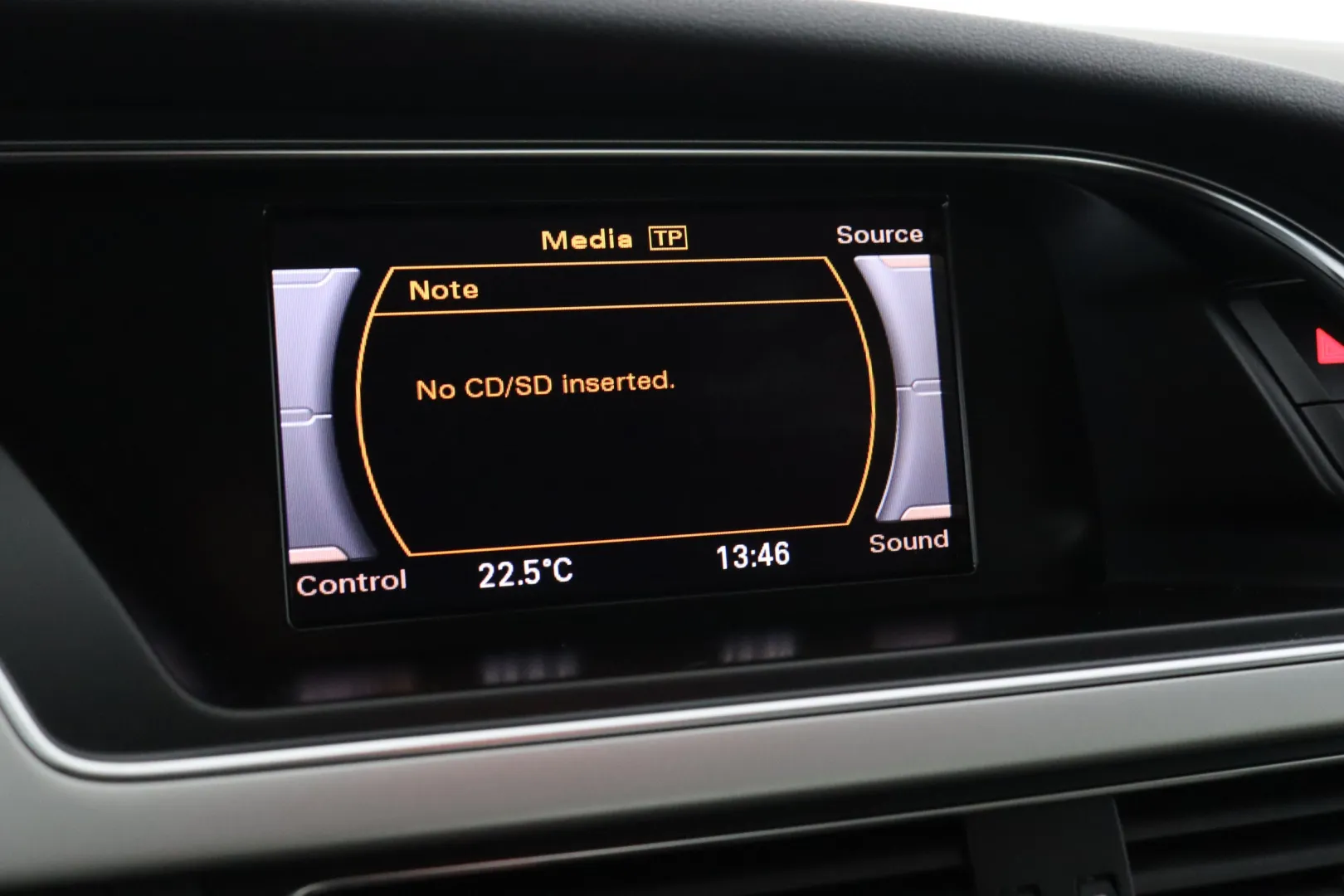 AUDI A5 TNZ-622 carousel image