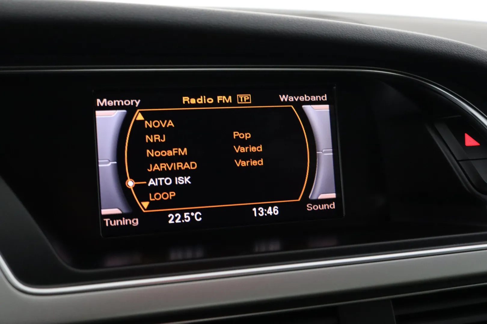 AUDI A5 TNZ-622 carousel image