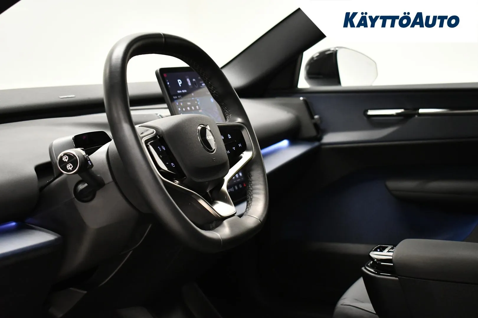 VOLVO EX30 NNR-337 carousel image