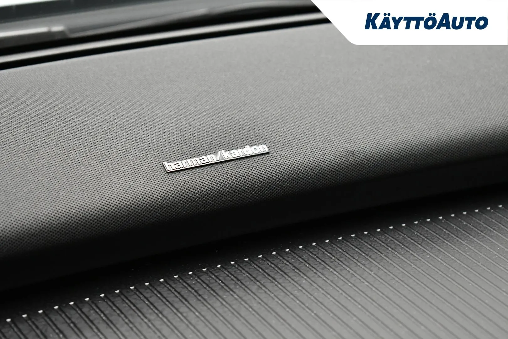 VOLVO EX30 NNR-337 carousel image