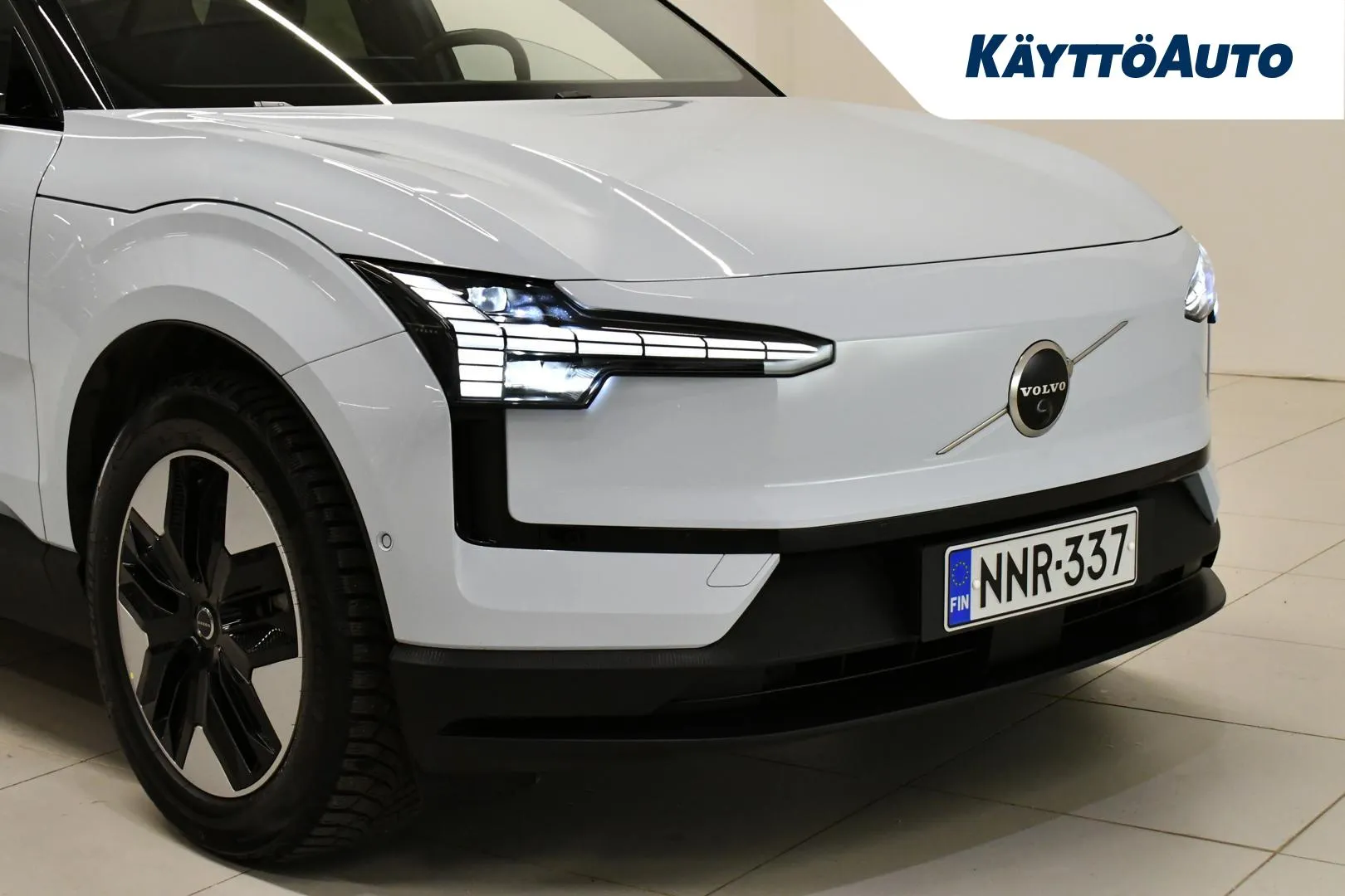 VOLVO EX30 NNR-337 carousel image