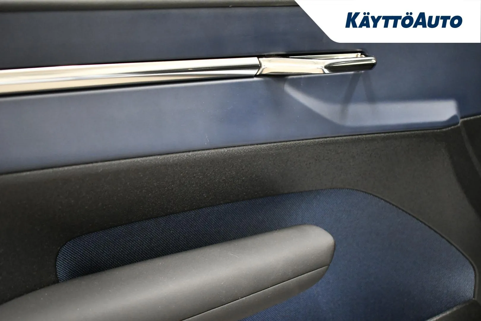 VOLVO EX30 NNR-337 carousel image