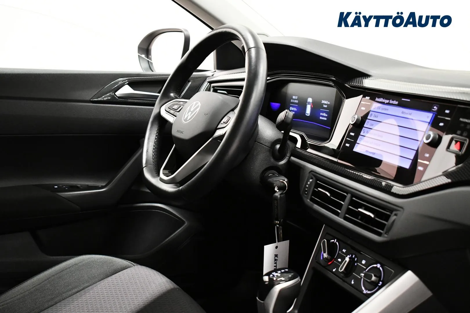 VOLKSWAGEN Taigo GOY-665 carousel image