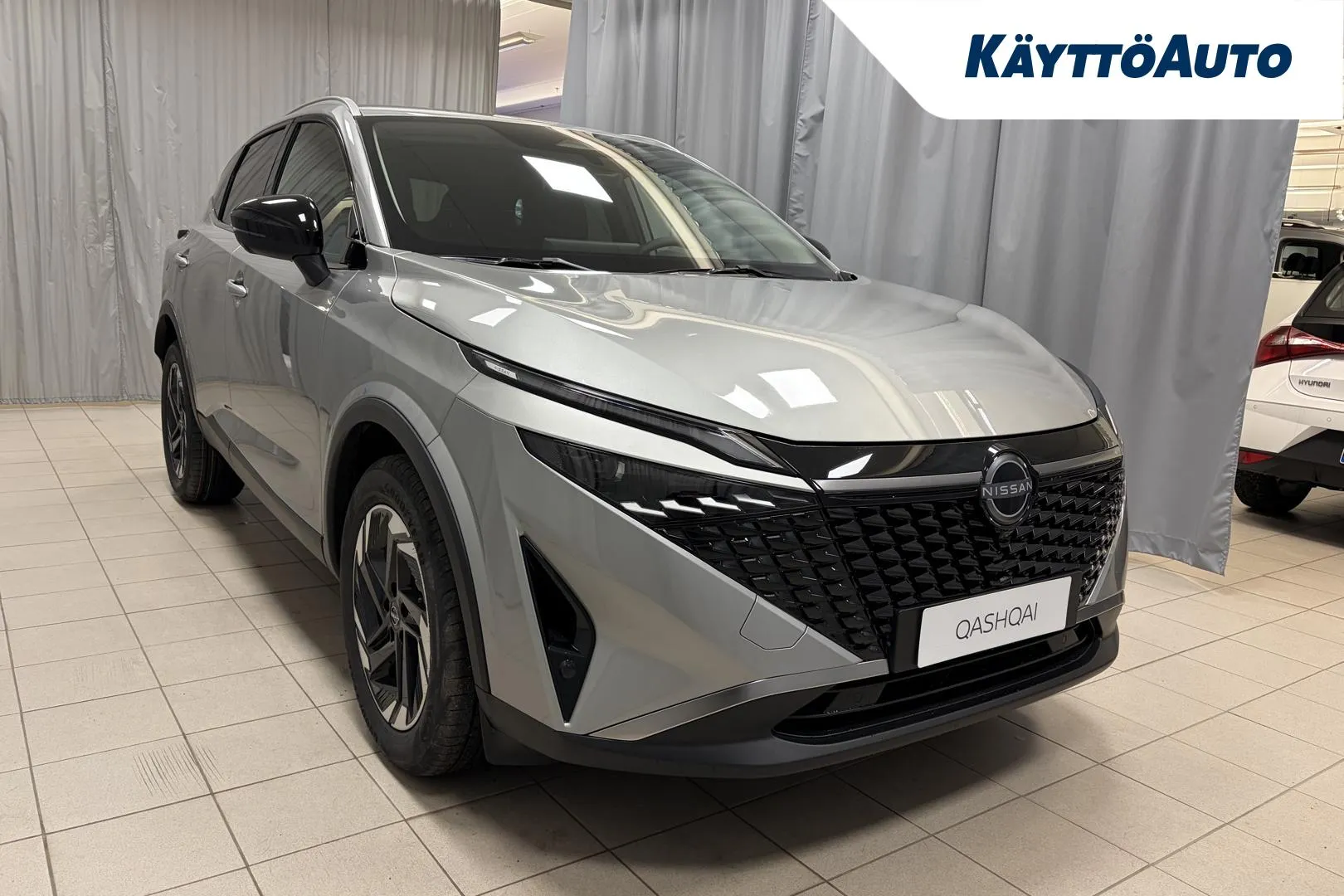 Nissan Qashqai FSR-819 carousel image