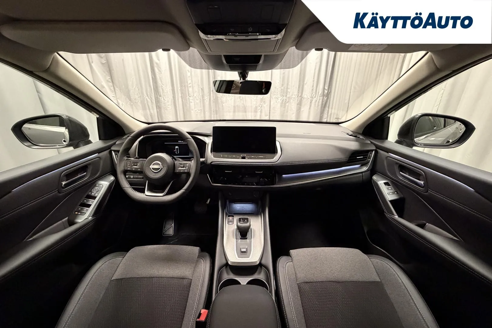 Nissan Qashqai FSR-819 carousel image