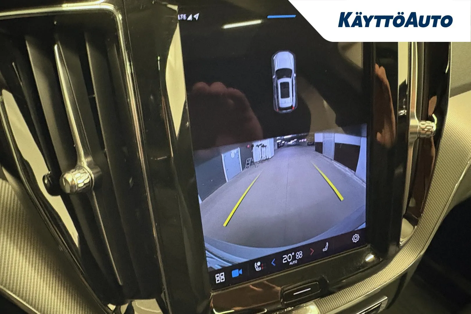 VOLVO XC60 FRH-322 carousel image