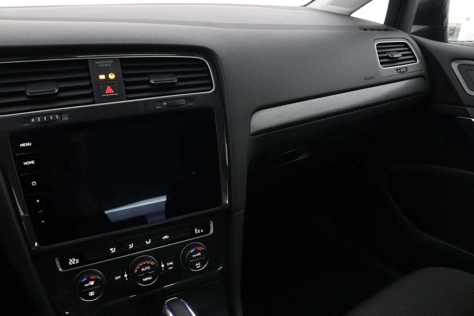 VOLKSWAGEN Golf GPC-986 carousel image