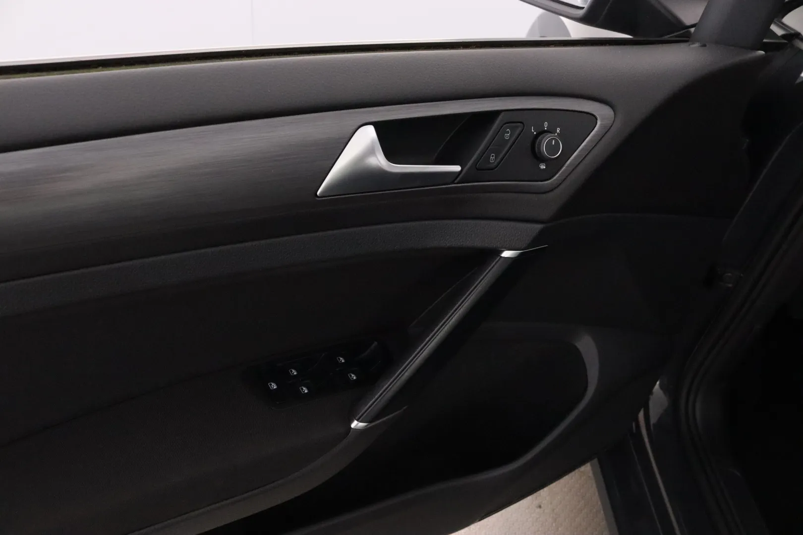 VOLKSWAGEN Golf GPC-986 carousel image