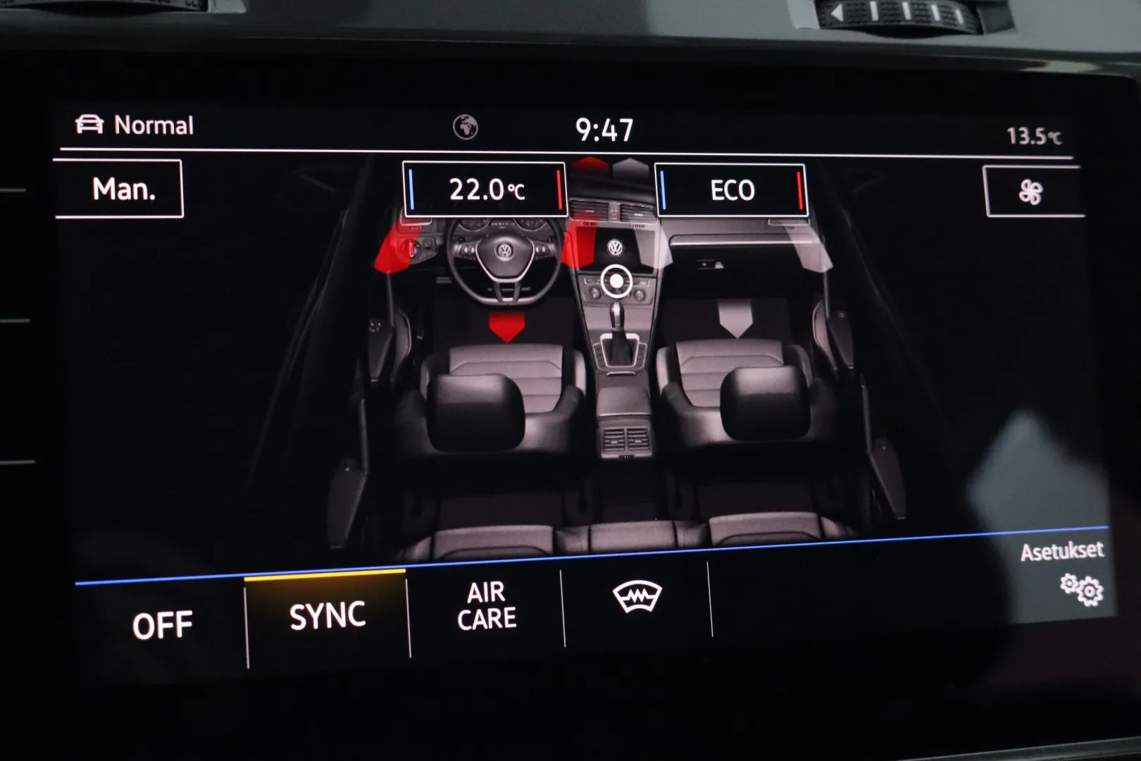 VOLKSWAGEN Golf GPC-986 carousel image