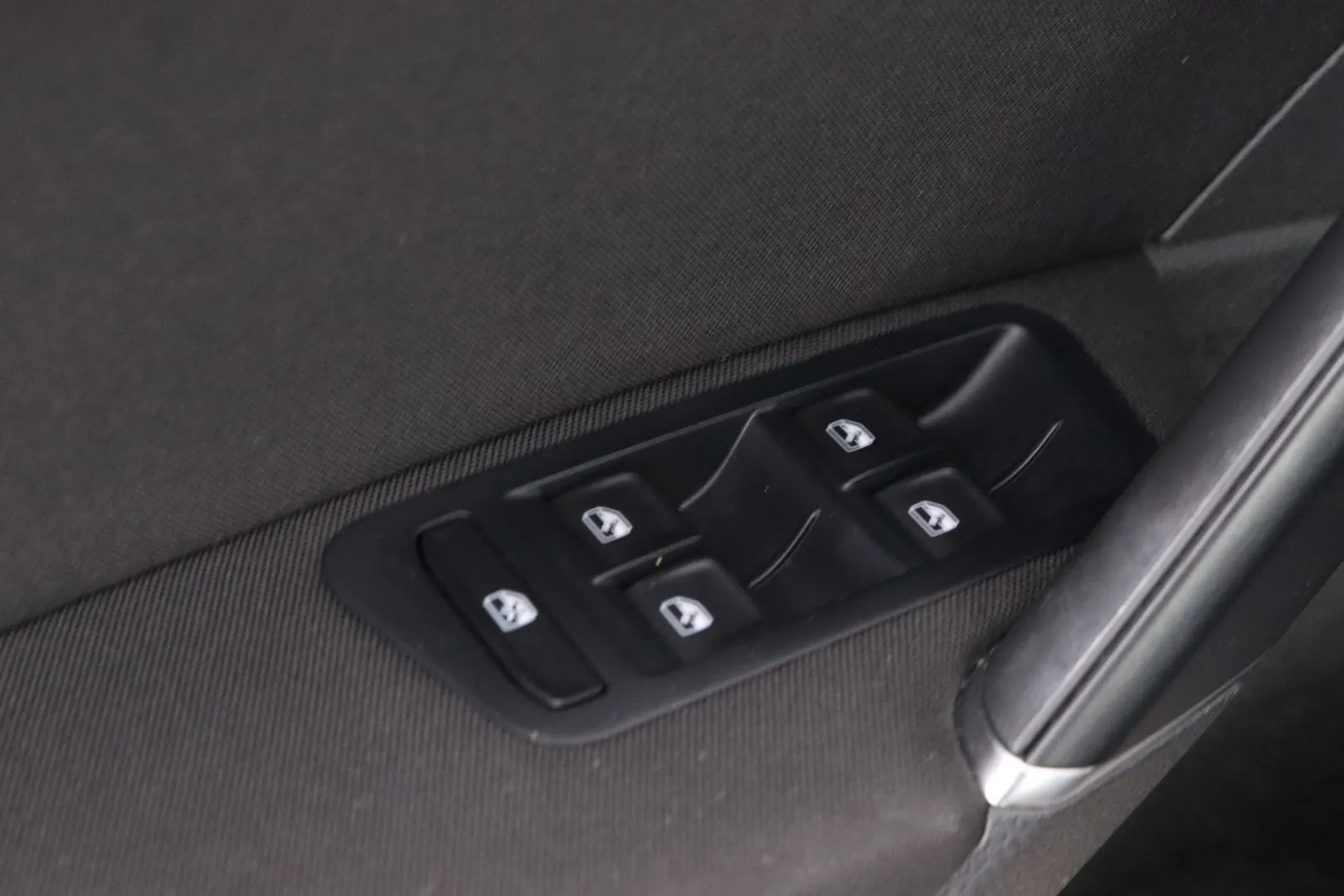 VOLKSWAGEN Golf GPC-986 carousel image