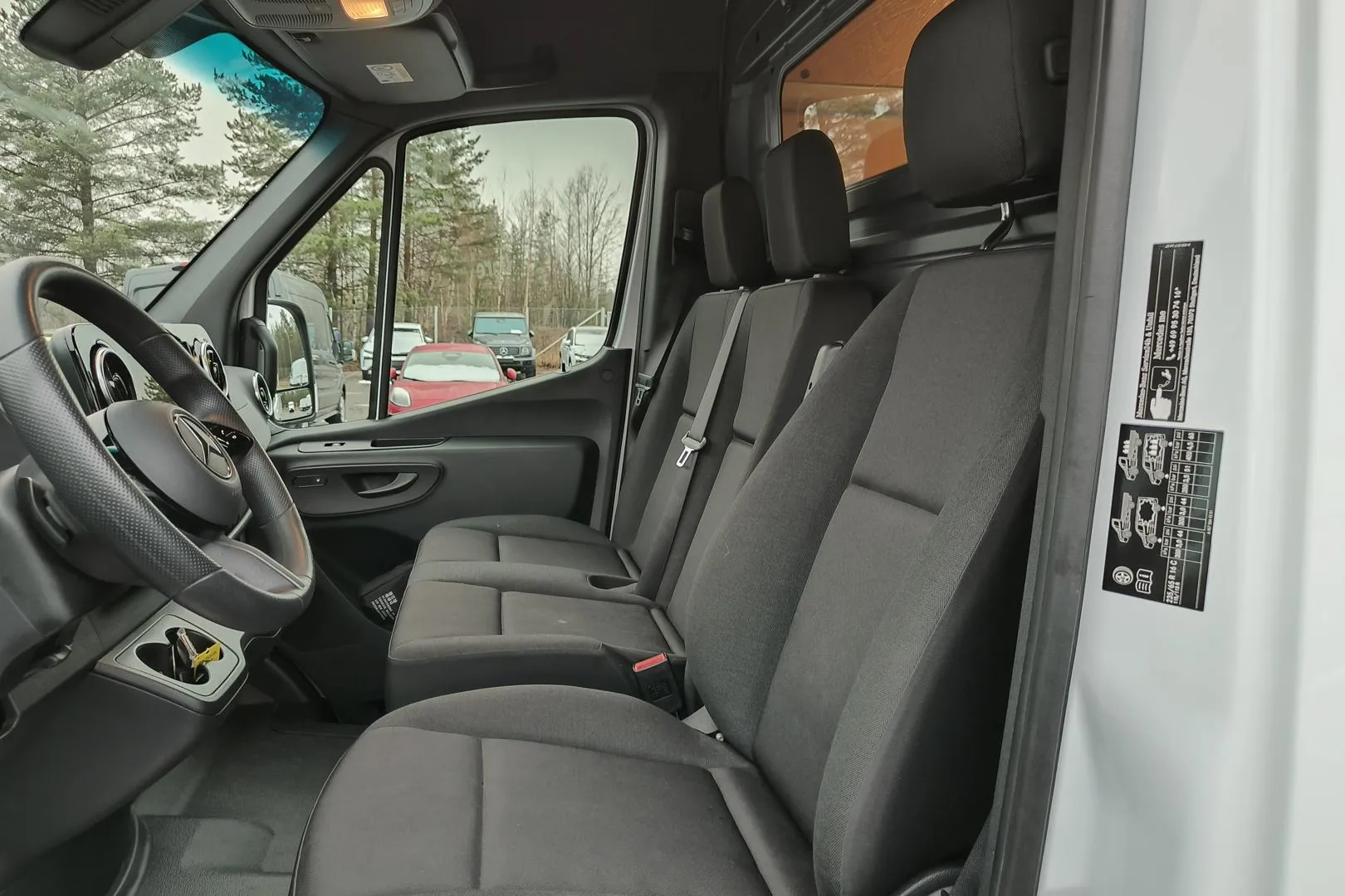 Mercedes-Benz Sprinter 726309 carousel image