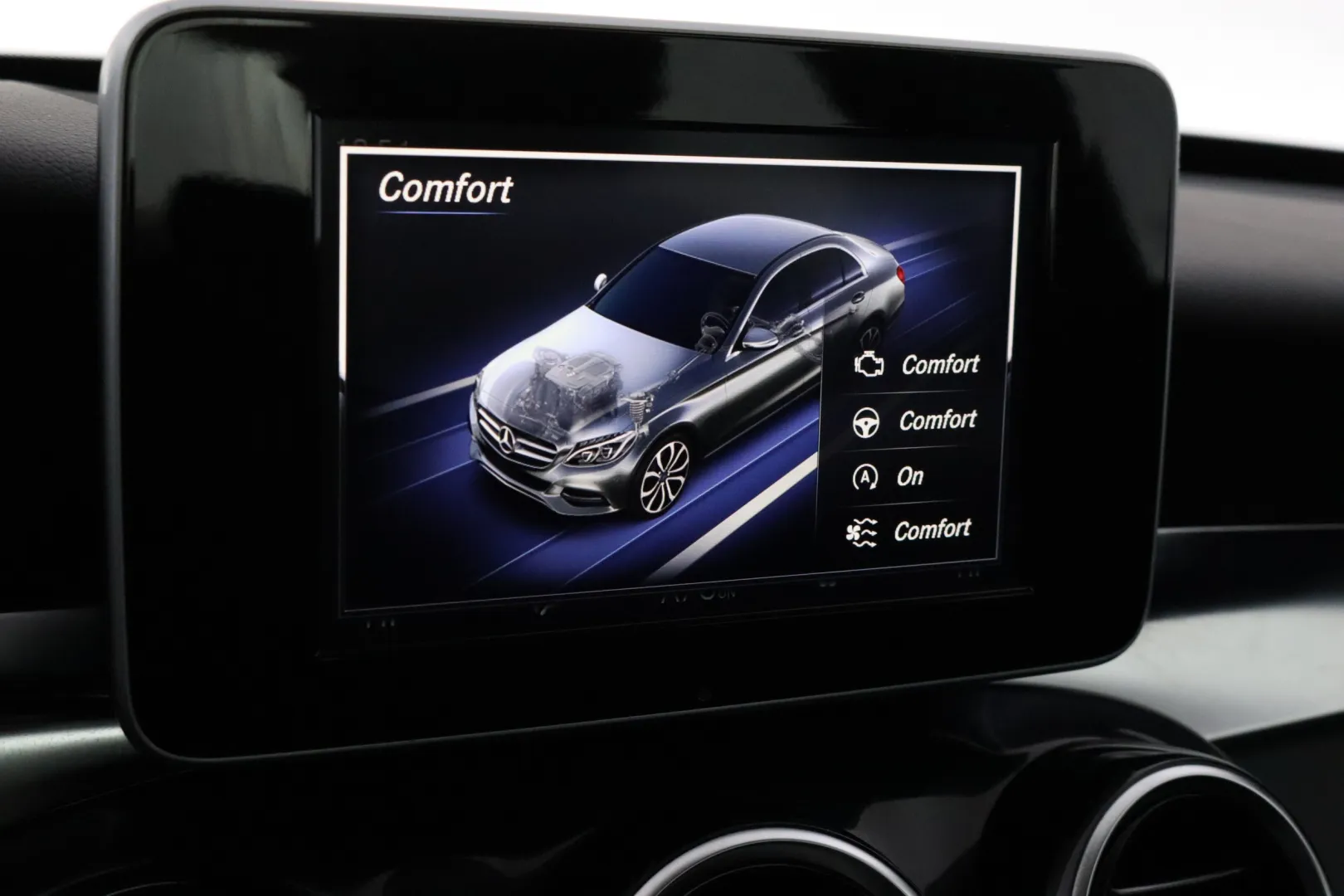 MERCEDES-BENZ C BTH-562 carousel image