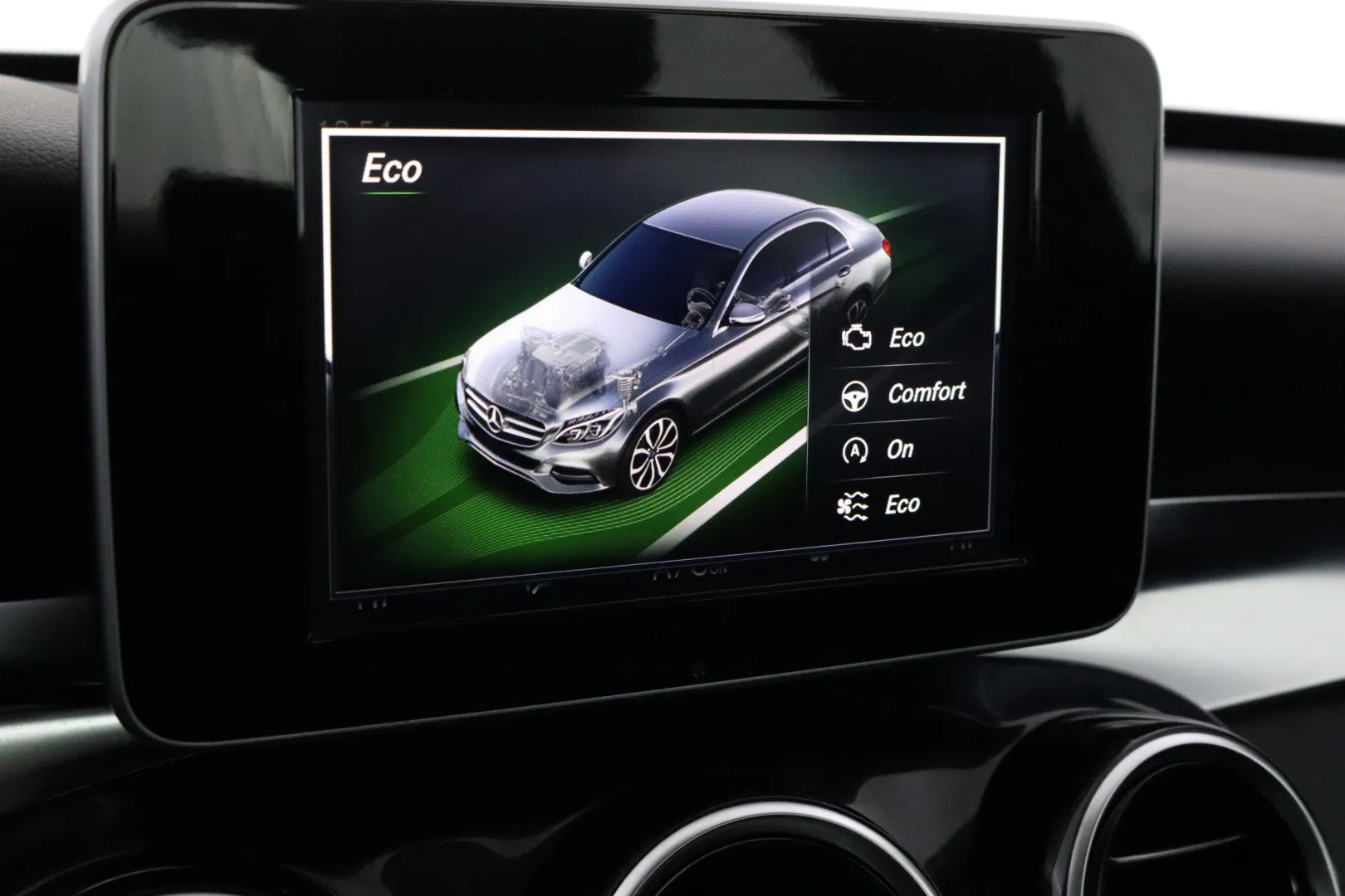 MERCEDES-BENZ C BTH-562 carousel image