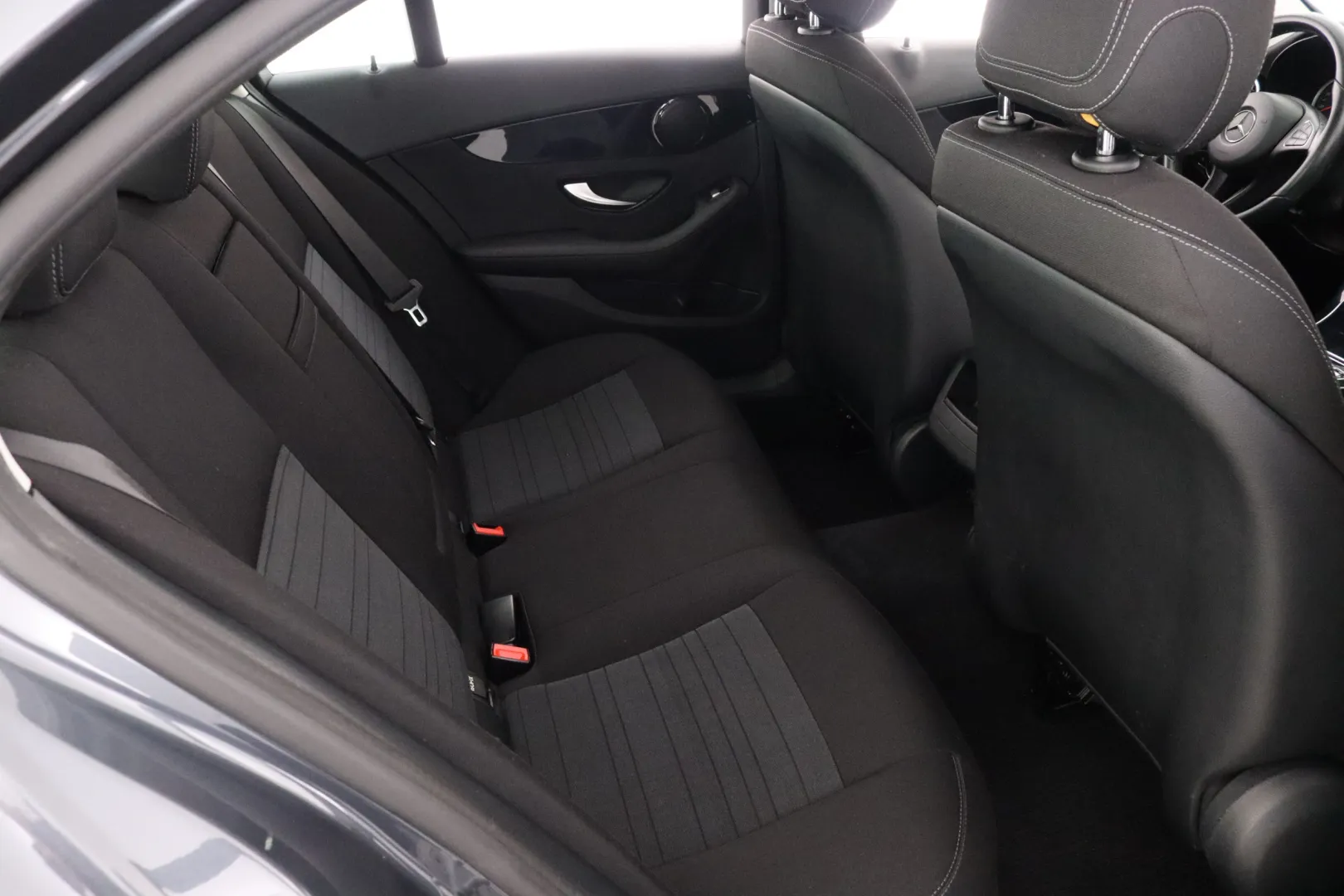 MERCEDES-BENZ C BTH-562 carousel image