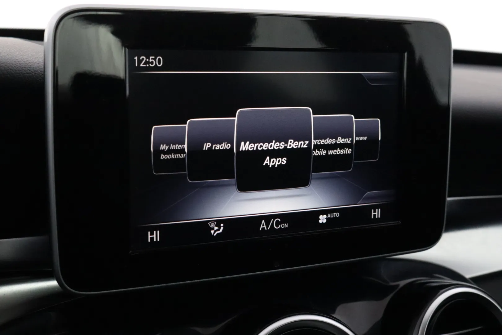 MERCEDES-BENZ C BTH-562 carousel image