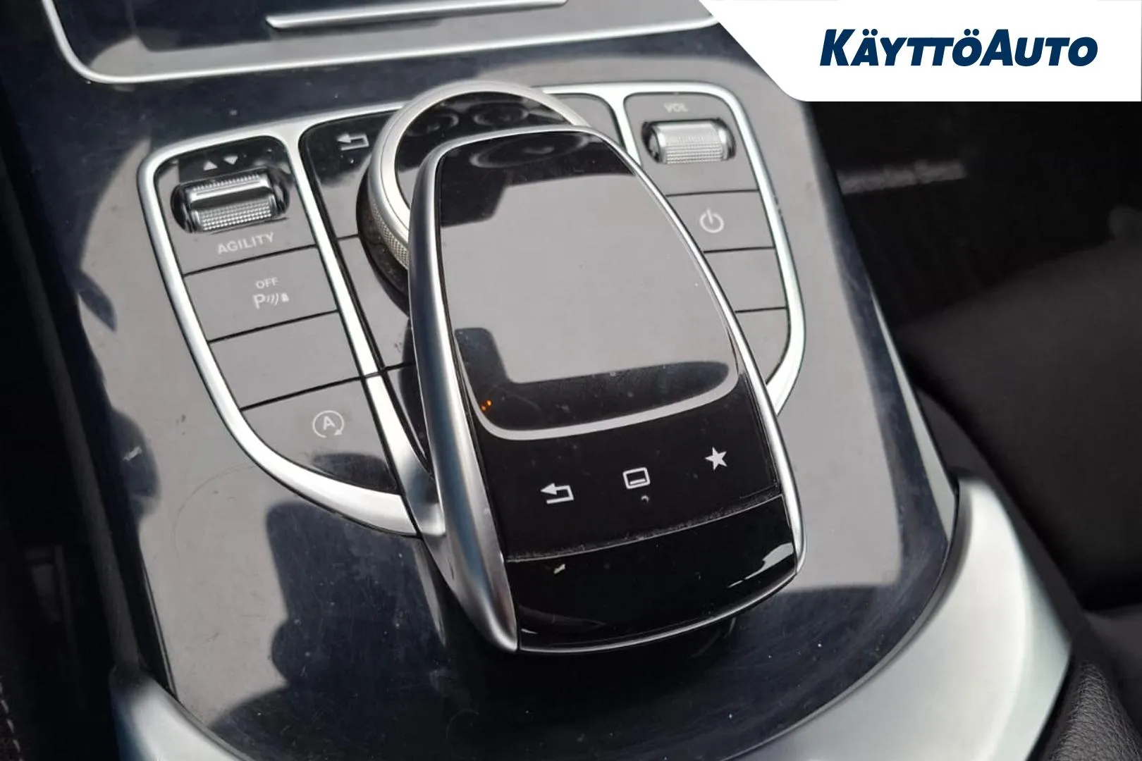 MERCEDES-BENZ C BTH-562 carousel image