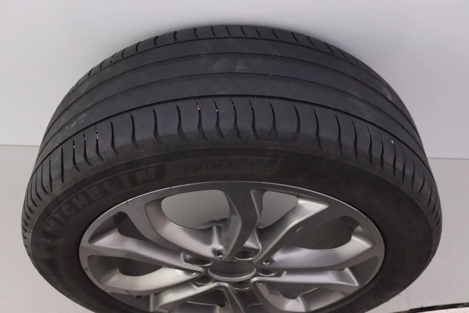 MERCEDES-BENZ C BTH-562 carousel image