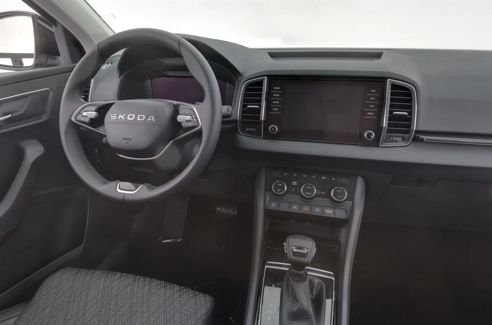 Skoda Karoq MRS-404 carousel image