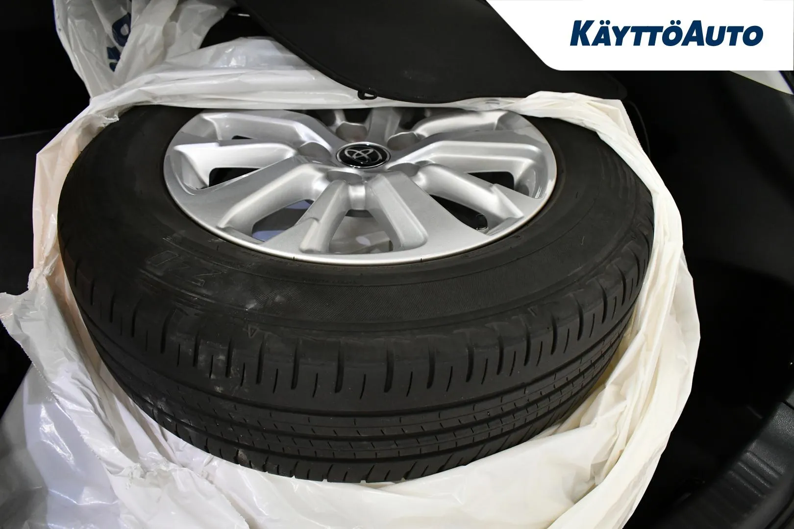 TOYOTA Yaris Cross RVS-572 carousel image