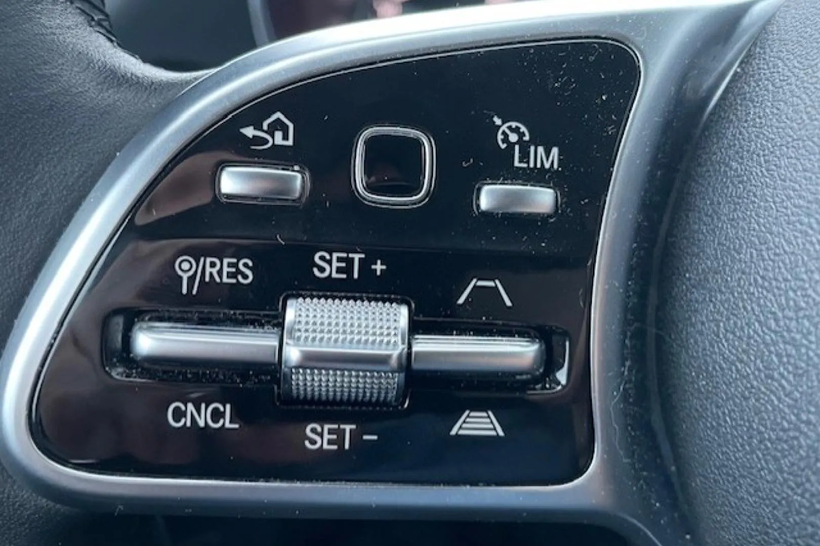 Mercedes-Benz C BXA-296 carousel image