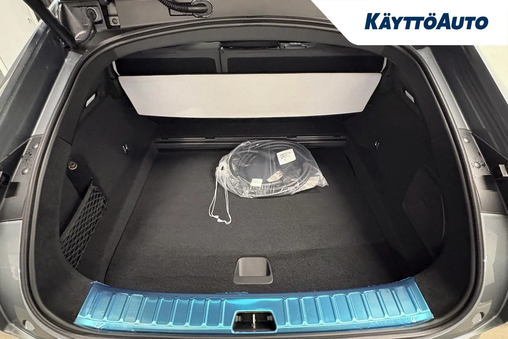 Polestar 4 MRO-801 carousel image