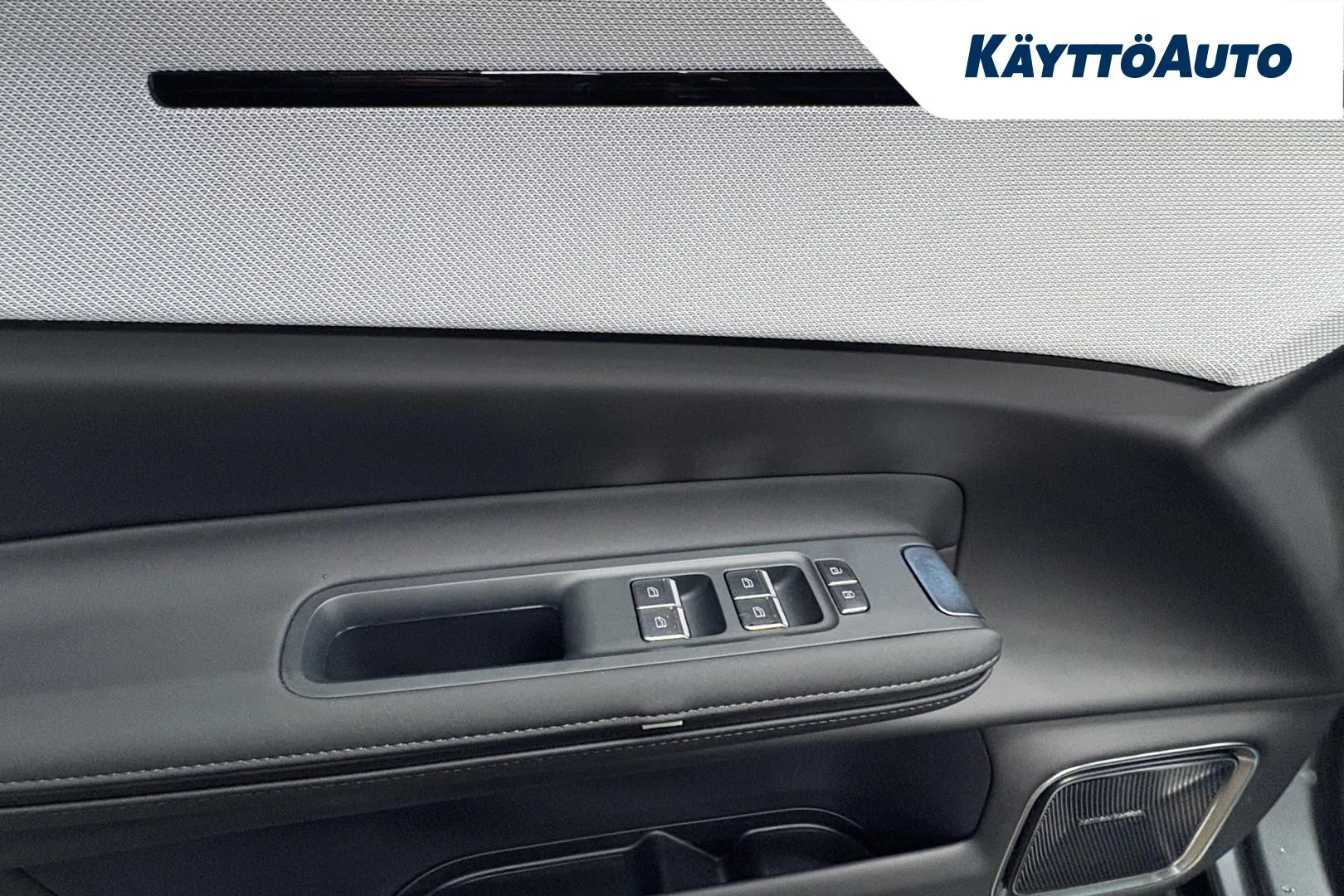 Polestar 4 MRO-801 carousel image