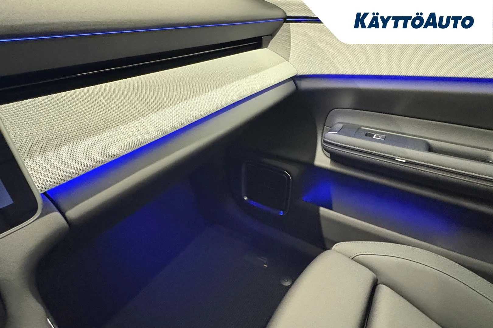 Polestar 4 MRO-801 carousel image