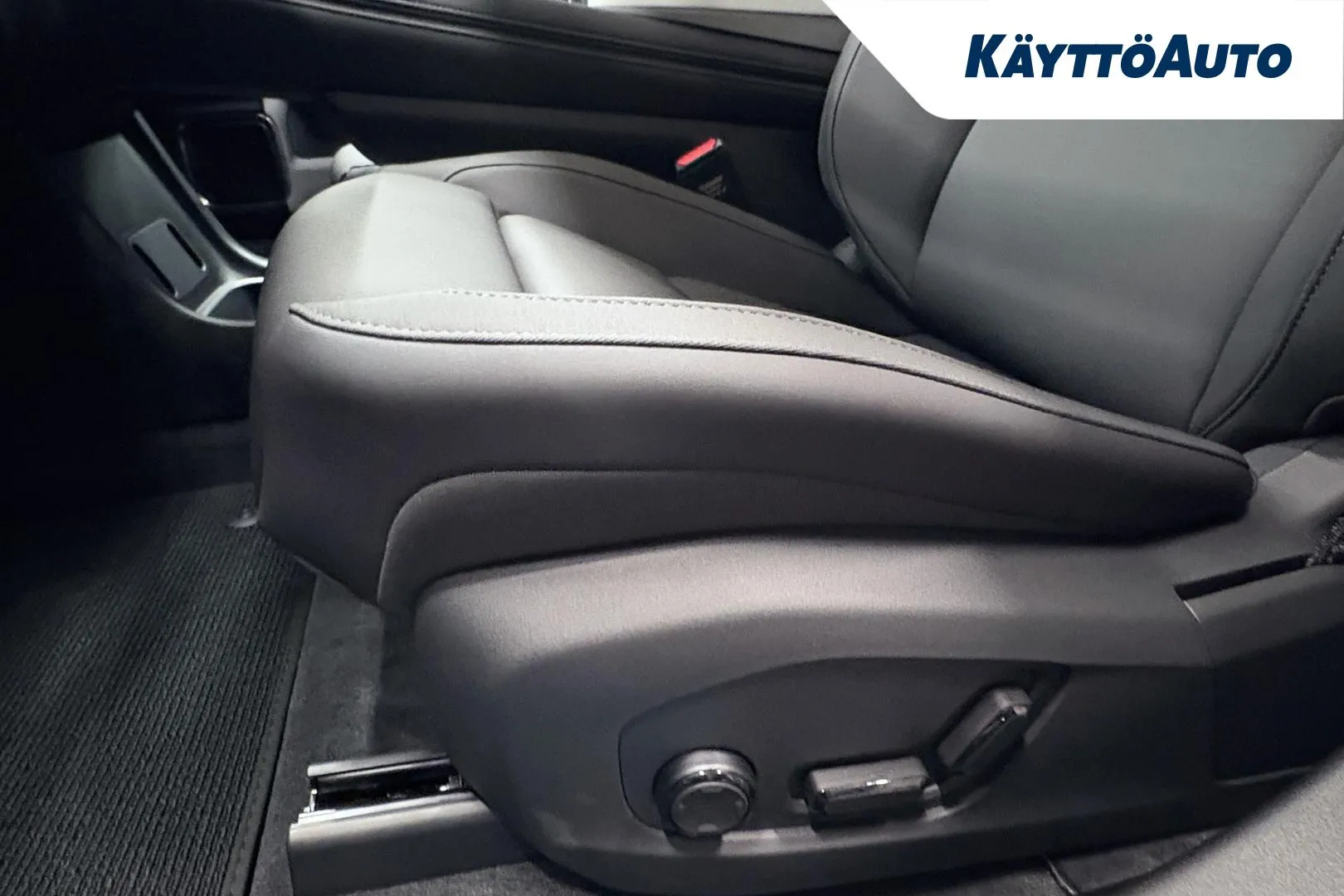 Polestar 4 MRO-801 carousel image