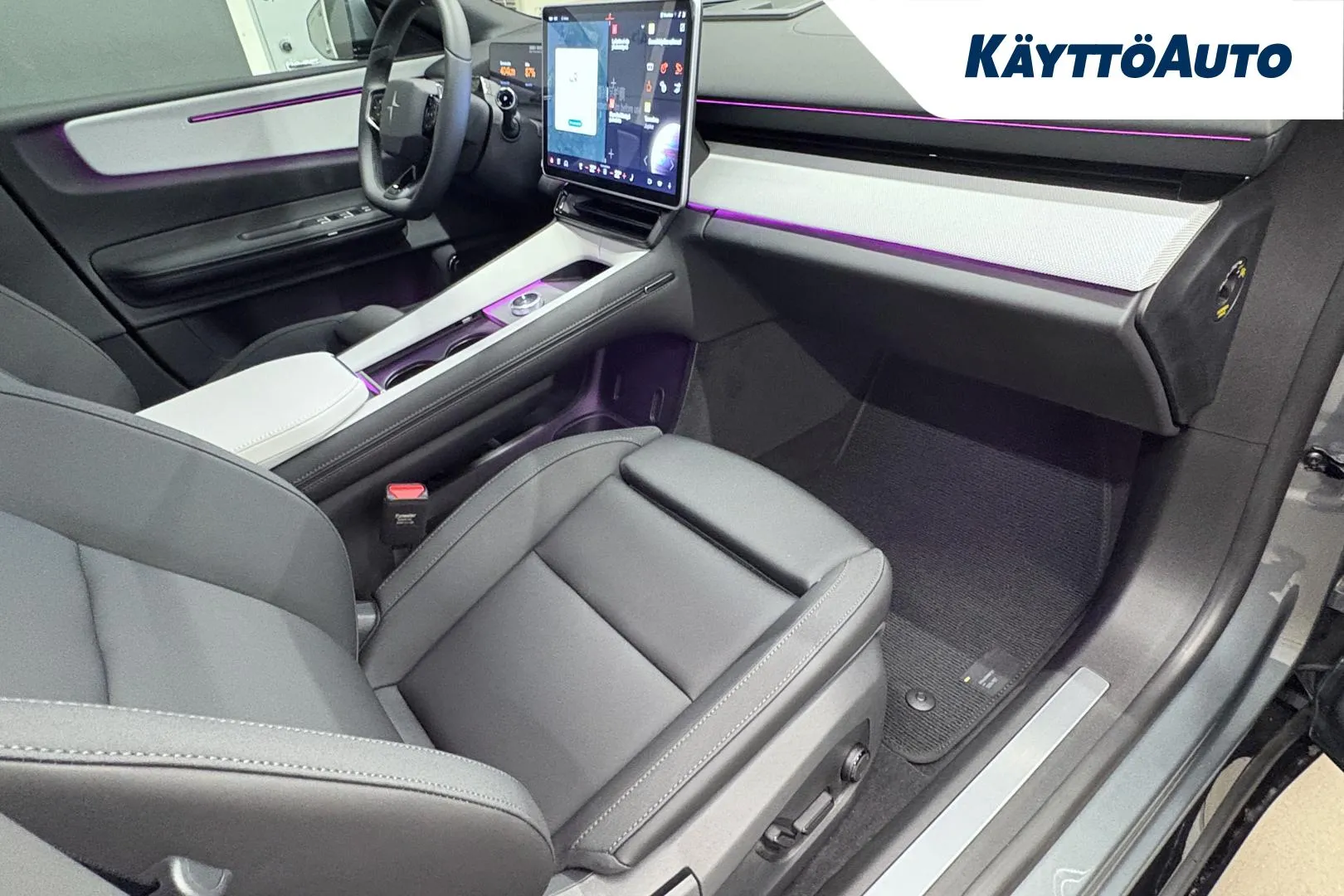 Polestar 4 CSP-919 carousel image