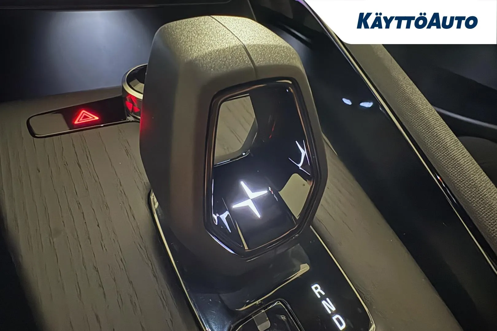 Polestar 2 LTO-636 carousel image