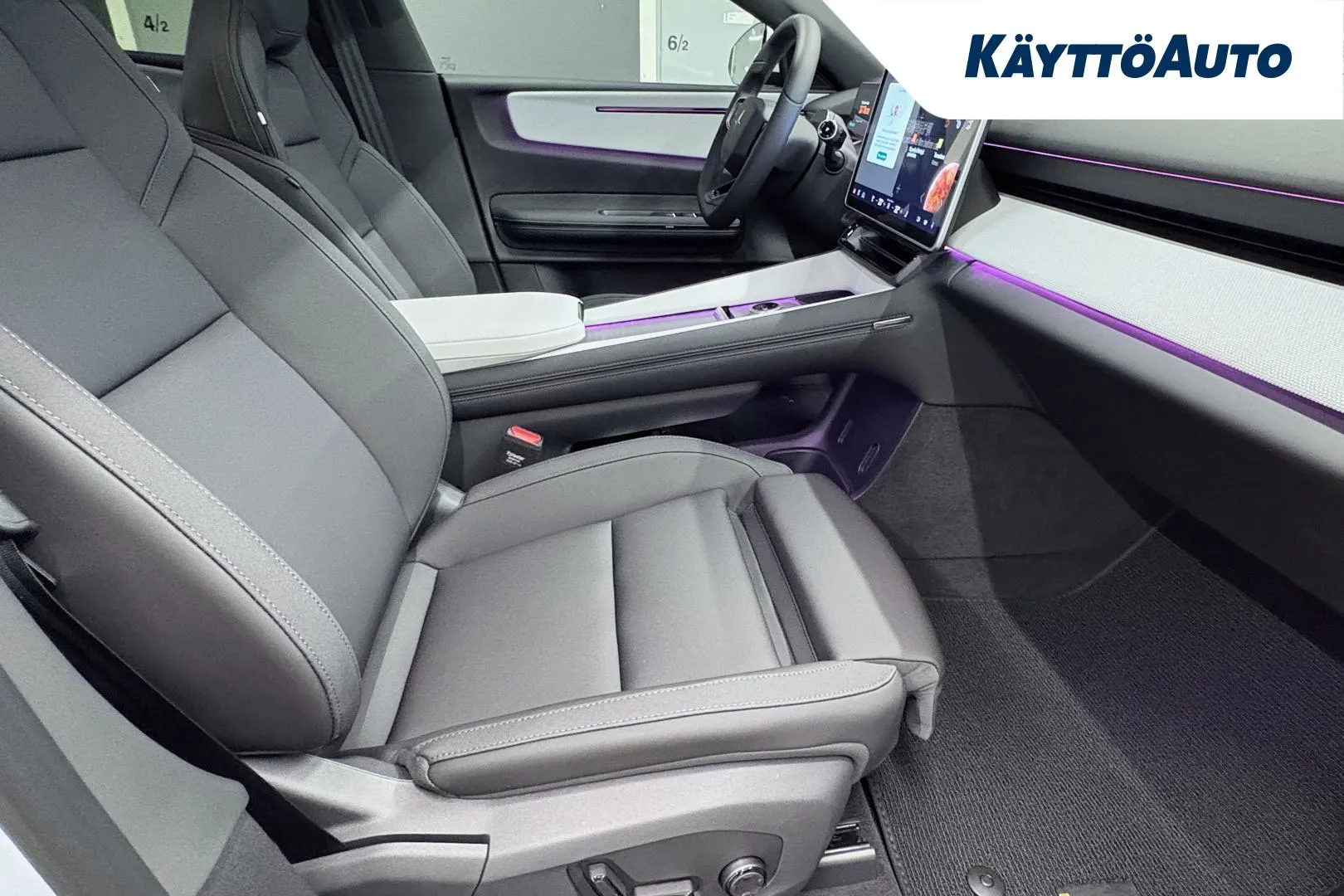 Polestar 4 MRO-785 carousel image