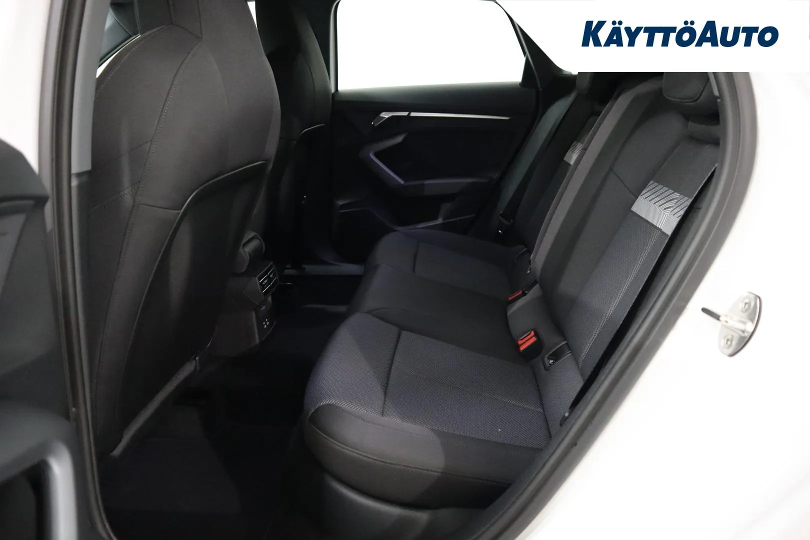 Audi A3 JNN-461 carousel image