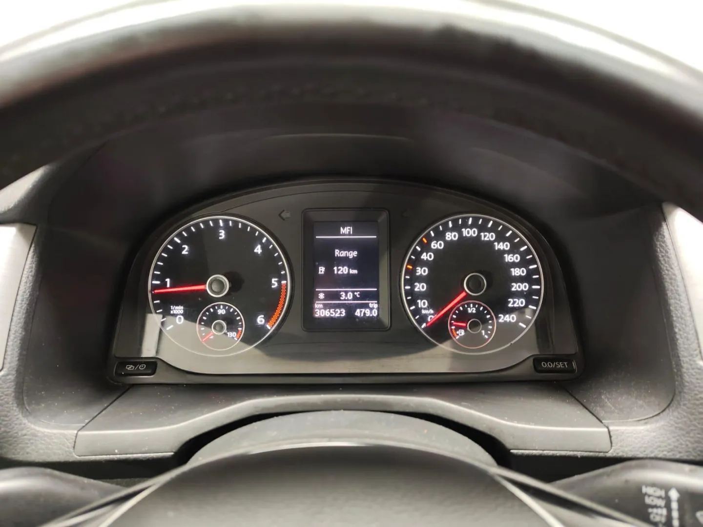 Volkswagen Caddy Maxi MOA-471 carousel image