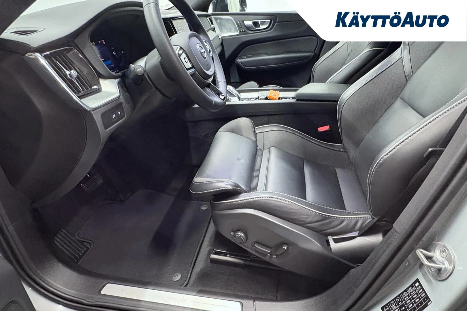 VOLVO XC60 MPM-599 carousel image