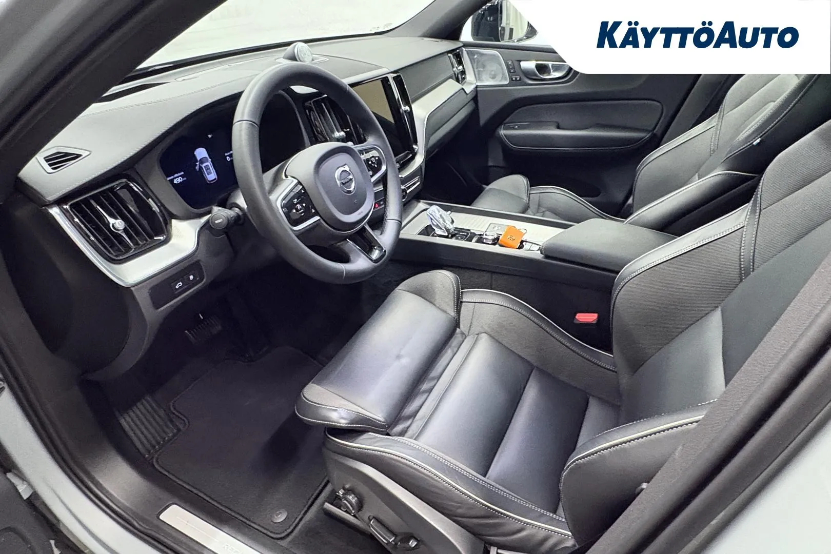 VOLVO XC60 MPM-599 carousel image