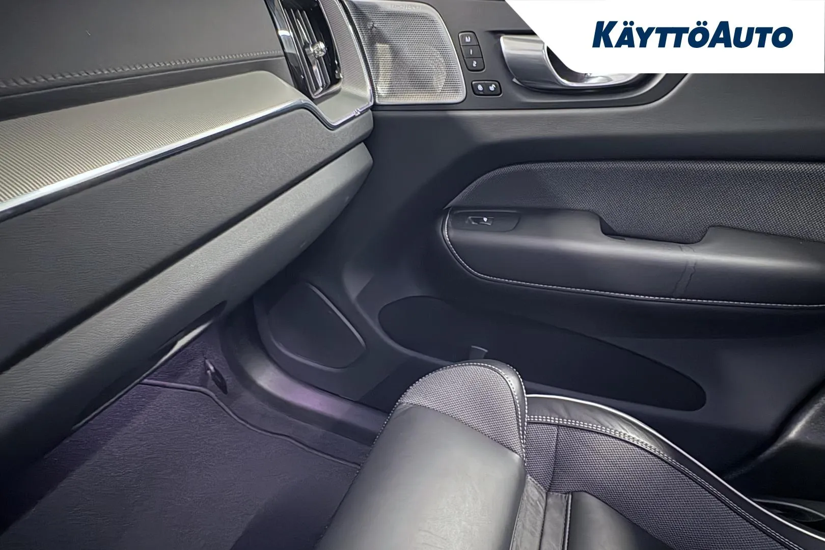 VOLVO XC60 MPM-599 carousel image