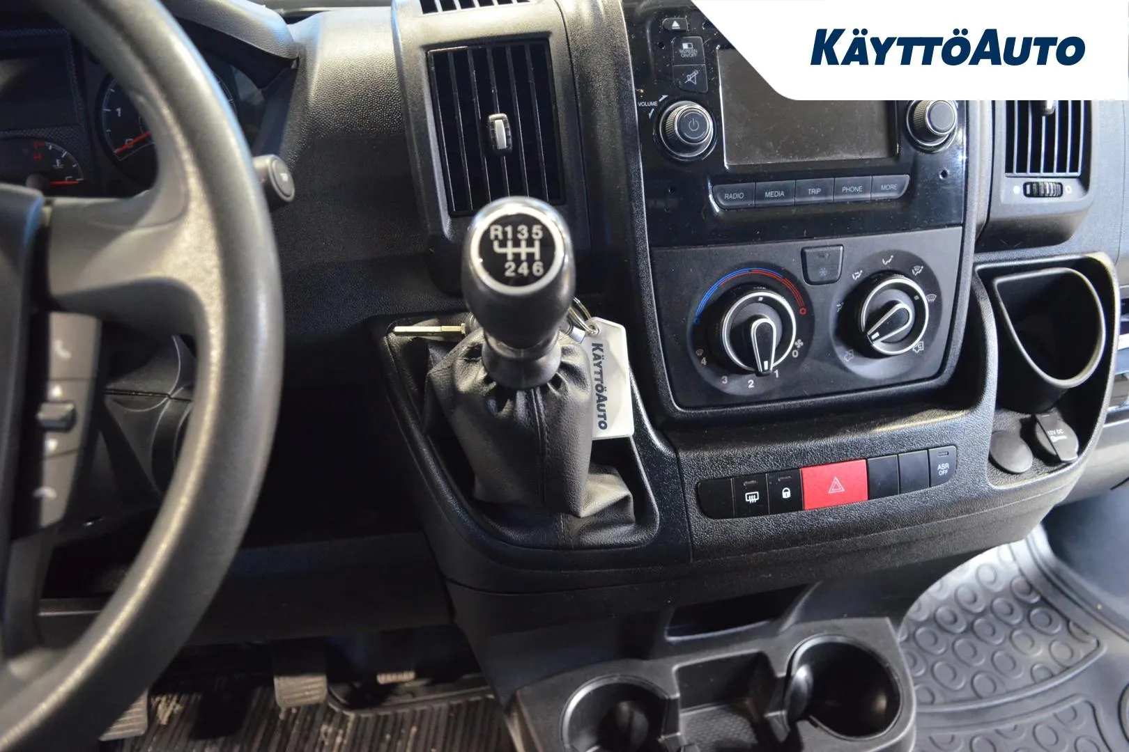 PEUGEOT Boxer EPL-865 carousel image