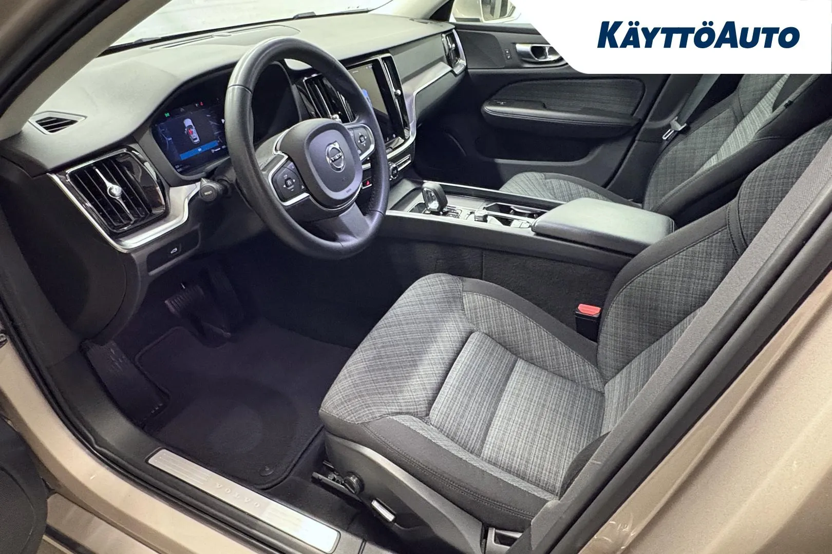 VOLVO V60 FRF-964 carousel image