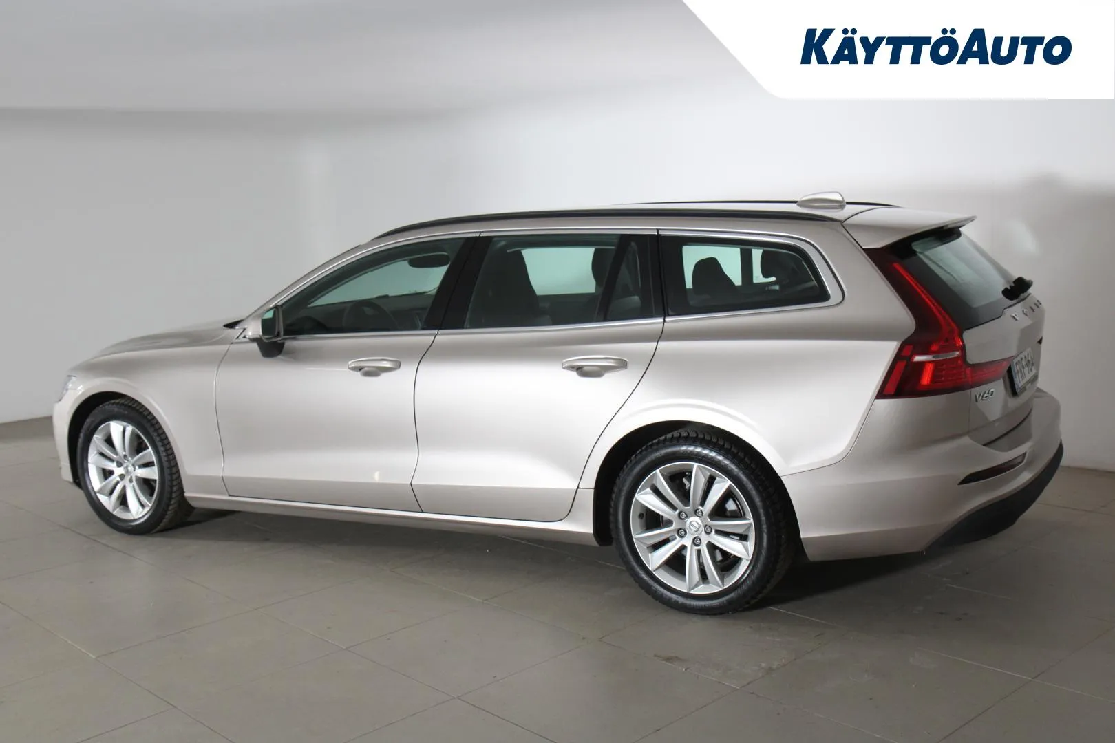 VOLVO V60 FRF-964 carousel image