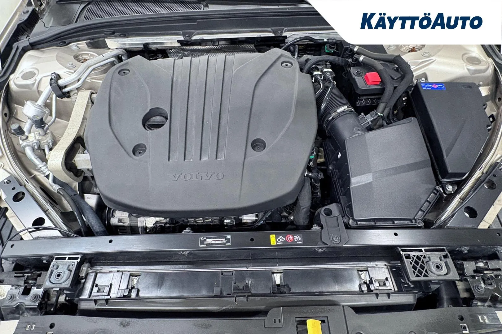 VOLVO V60 EUR-686 carousel image