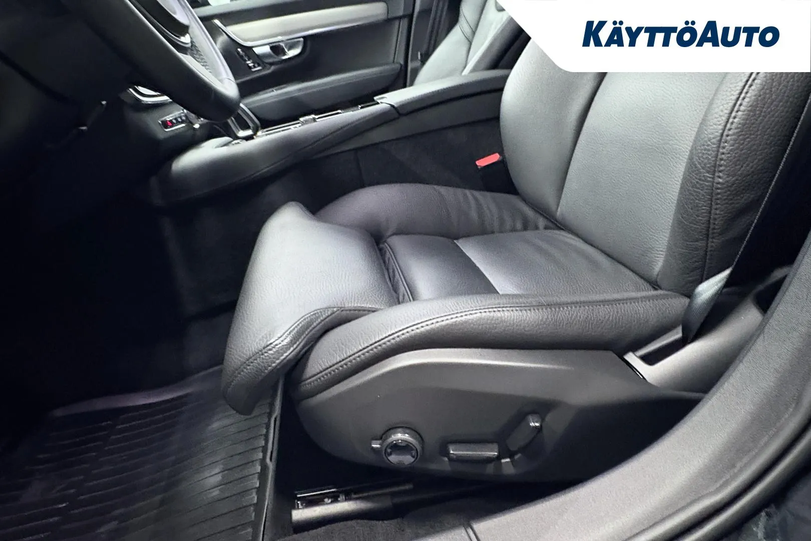 VOLVO V90 ISV-871 carousel image