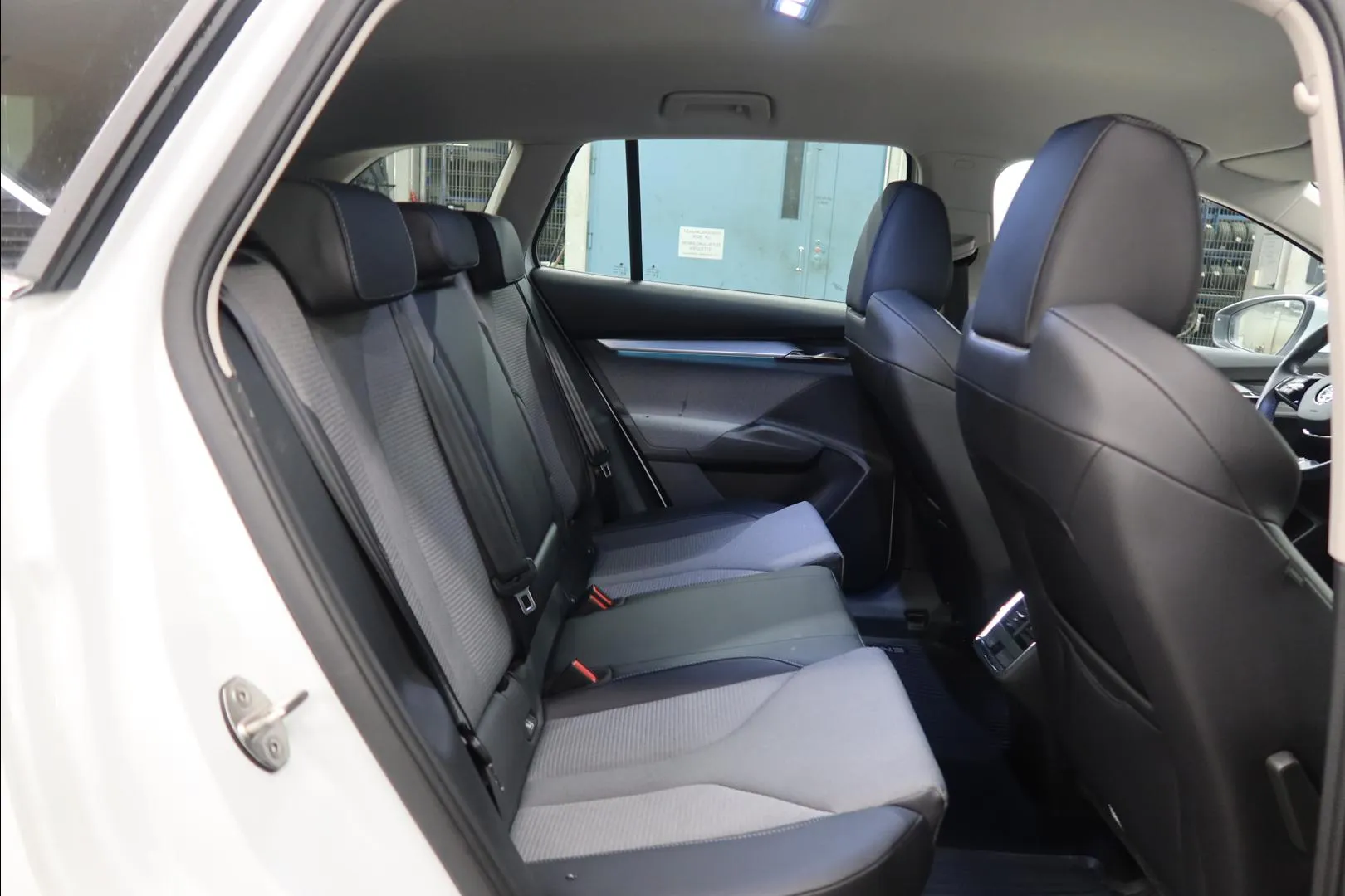 Skoda Enyaq ZOR-126 carousel image