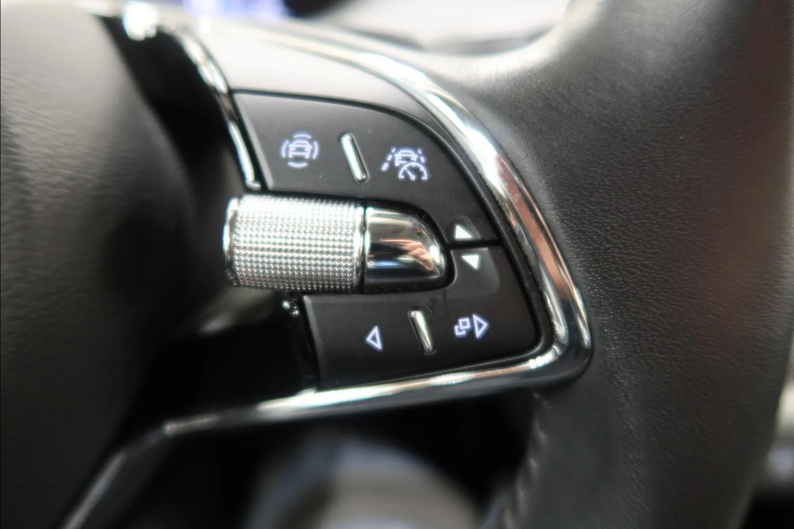 Skoda Enyaq ZOR-126 carousel image