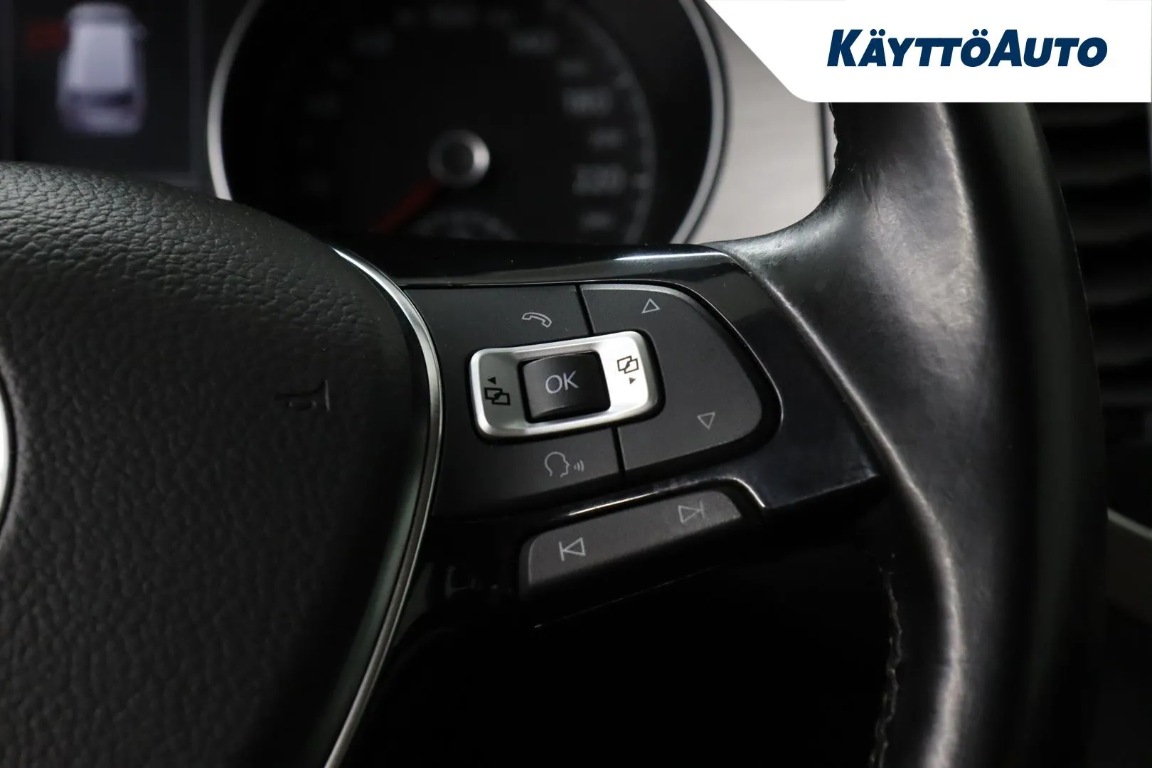 Volkswagen Golf Sportsvan NJP-703 carousel image