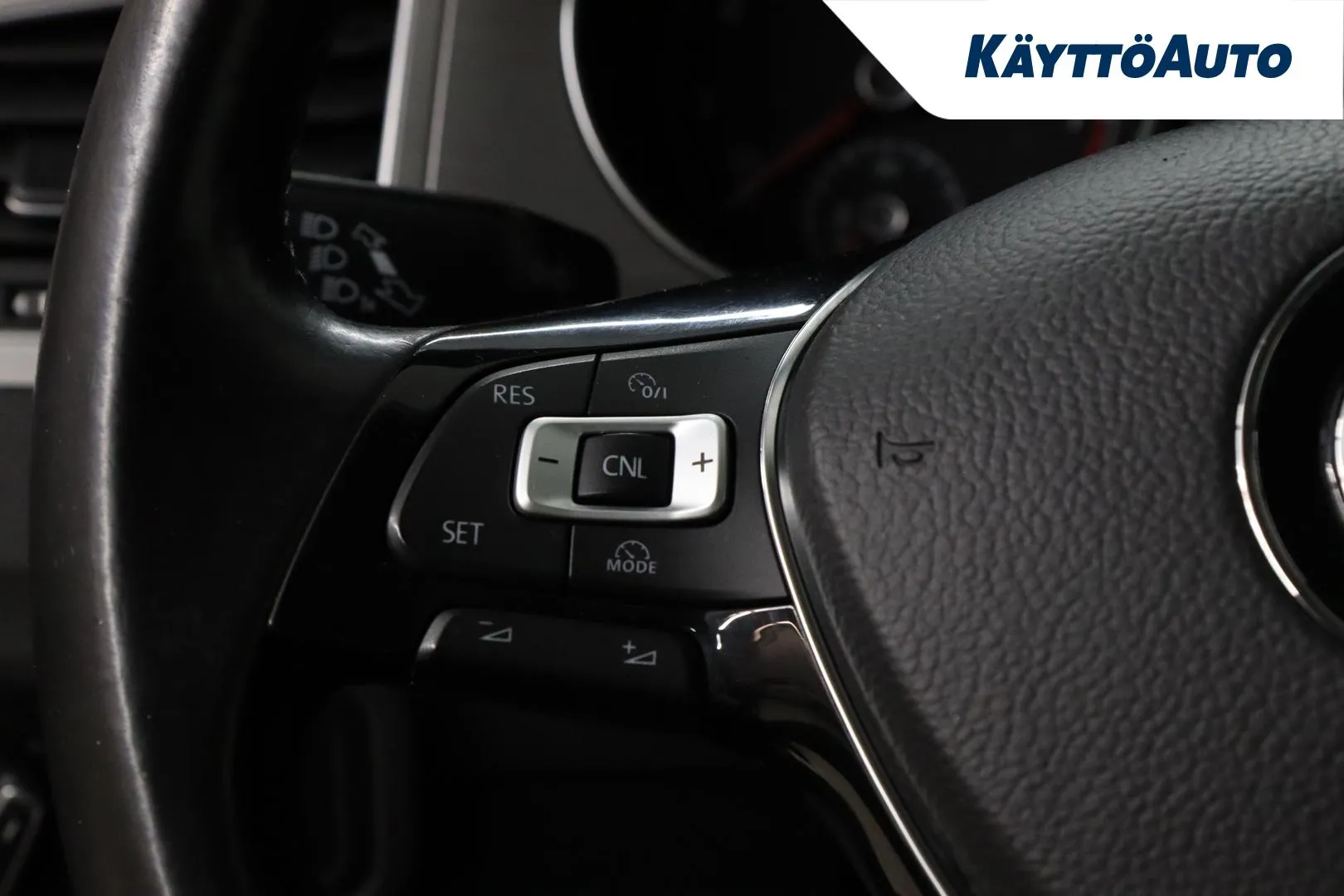 Volkswagen Golf Sportsvan NJP-703 carousel image