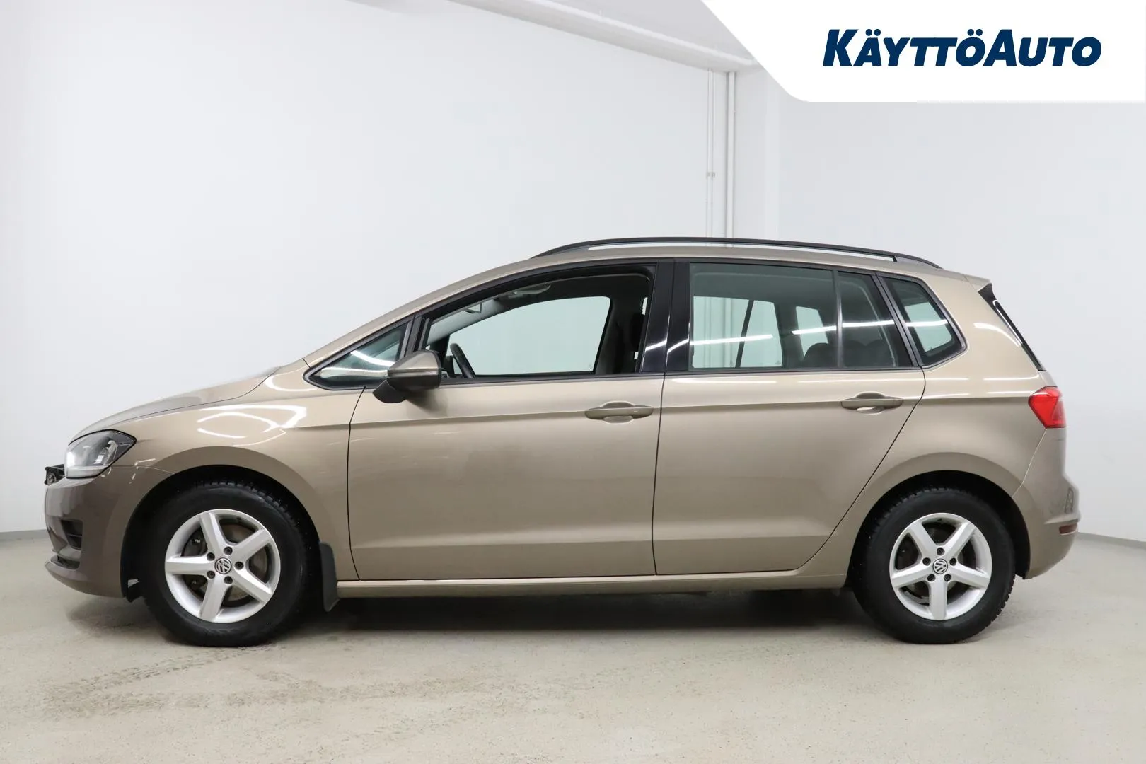 Volkswagen Golf Sportsvan NJP-703 carousel image