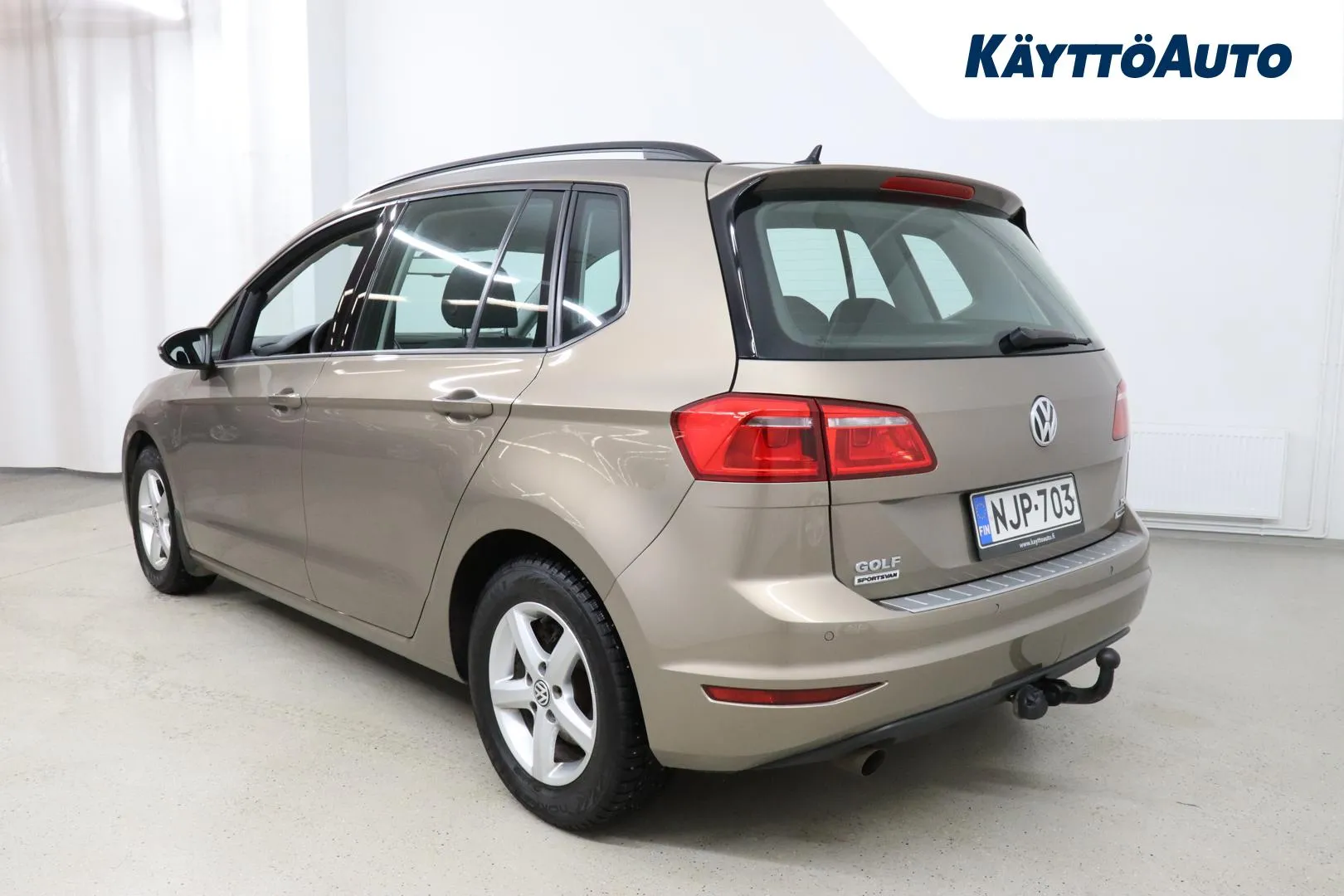 Volkswagen Golf Sportsvan NJP-703 carousel image